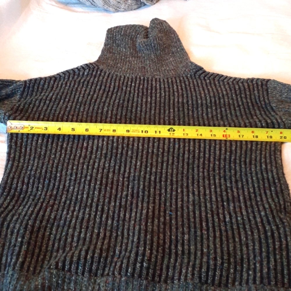 🛍Leo and Nicole Wool blend multicolored long sleeve turtleneck sweater size M - Picture 6 of 12